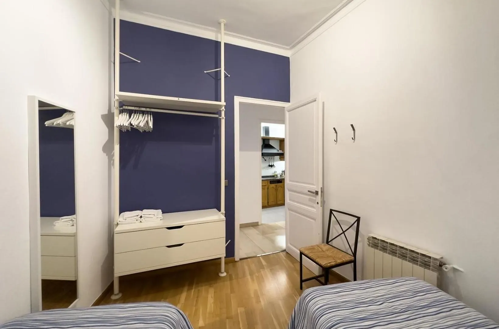 Apartment Ferienwohnung Fuer 5 Personen Ca 80 Qm In Barcelona-Eixample, Costa Brava Costa Del Maresme Spain