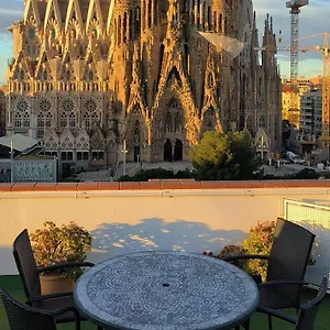 Absolute Sagrada Familia Barcelone